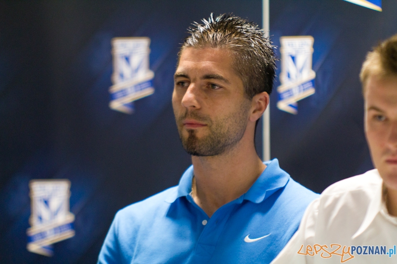 Zawodnicy kazachskiego zespołu Żetysu Tałdykorgan podczas treningu na Stadionie Miejskim w Poznaniu Foto: lepszyPOZNAN.pl/ Piotr Rychter Zawodnicy kazachskiego zespołu Żetysu Tałdykorgan podczas treningu na Stadionie Miejskim w Poznaniu Foto: lepszyPOZNAN.pl/ Piotr Rychter