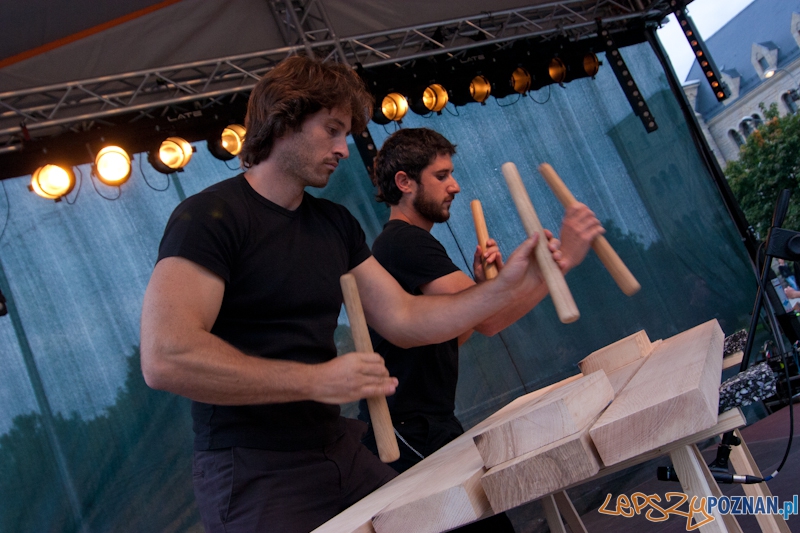 Transatlantyk - Bębnienie przeciwko GMO - Poznań 15.08.2012 r Foto: LepszyPOZNAN.pl / Paweł Rychter Transatlantyk - Bębnienie przeciwko GMO - Poznań 15.08.2012 r Foto: LepszyPOZNAN.pl / Paweł Rychter