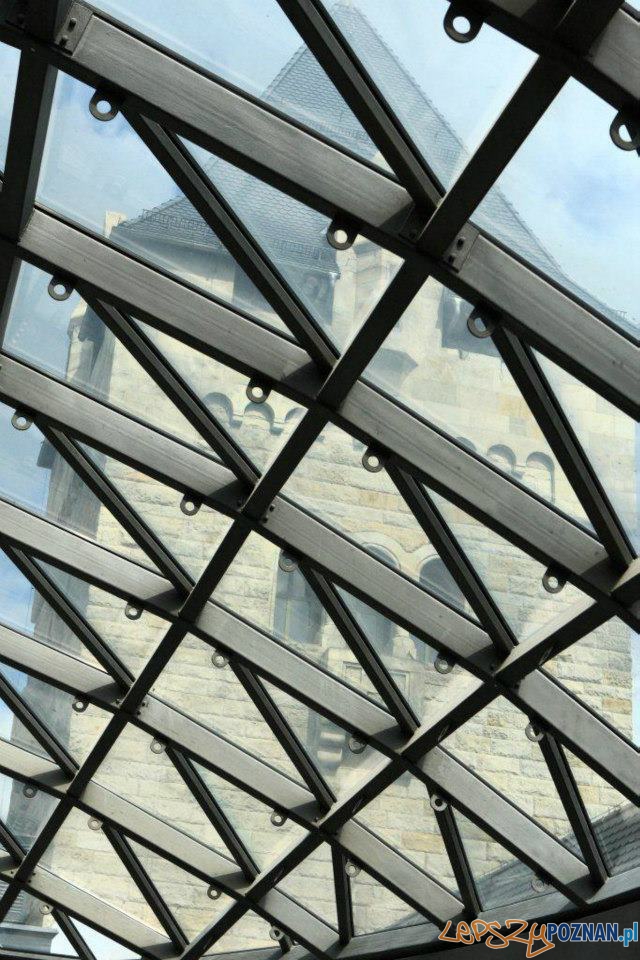 Zmieniające się wnętrza CK ZAMEK - 20 sierpnia 2012 Foto: CK ZAMEK / M. Kaczyński Zmieniające się wnętrza CK ZAMEK - 20 sierpnia 2012 Foto: CK ZAMEK / M. Kaczyński