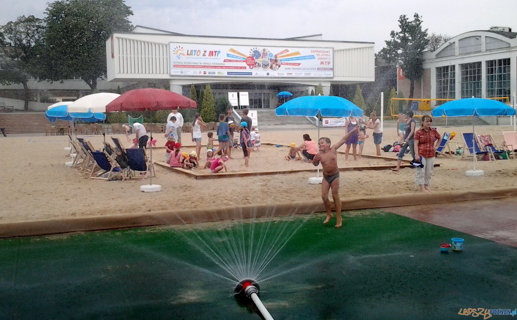 Plaża na MTP Foto: lepszyPOZNAN.pl / gsm Plaża na MTP Foto: lepszyPOZNAN.pl / gsm