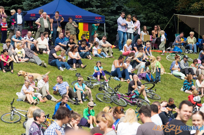 Dog Chow - Latające psy. Poznań Cytadela Foto: lepszyPOZNAN.pl / Piotr Rychter Dog Chow - Latające psy. Poznań Cytadela Foto: lepszyPOZNAN.pl / Piotr Rychter
