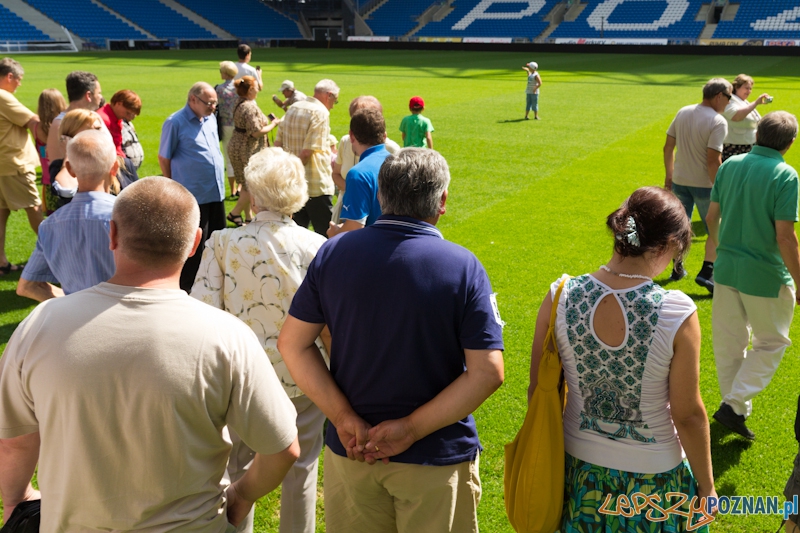 Konsultacje społeczne dotyczące zagospodarowania terenu wokół Stadionu Miejskiego zorganizowane przez Konsorcjum KKS Lech Poznań i Marcelin Management oraz Urząd Miasta Poznania. 4.08.2012 r. Foto: lepszyPOZNAN.pl / Piotr Rychter Konsultacje społeczne dotyczące zagospodarowania terenu wokół Stadionu Miejskiego zorganizowane przez Konsorcjum KKS Lech Poznań i Marcelin Management oraz Urząd Miasta Poznania. 4.08.2012 r. Foto: lepszyPOZNAN.pl / Piotr Rychter
