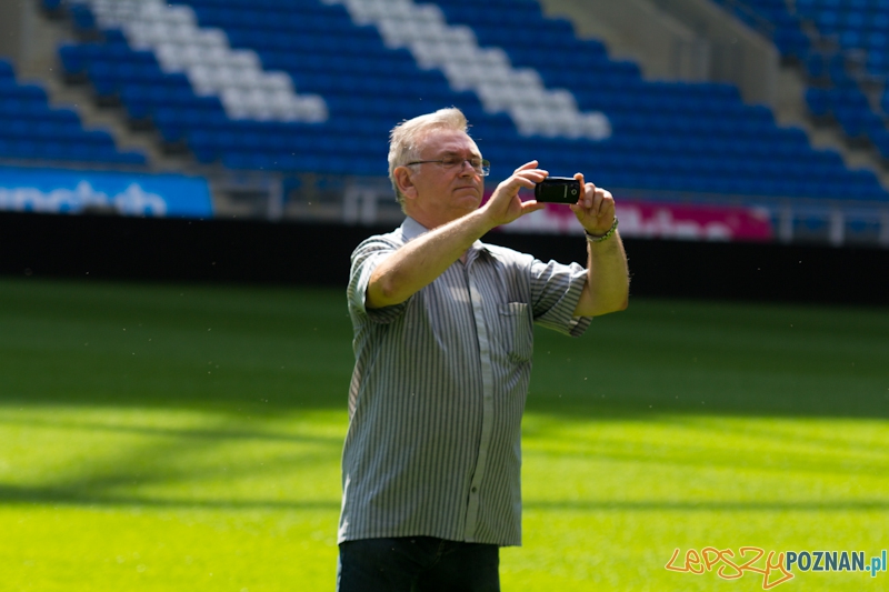 Konsultacje społeczne dotyczące zagospodarowania terenu wokół Stadionu Miejskiego zorganizowane przez Konsorcjum KKS Lech Poznań i Marcelin Management oraz Urząd Miasta Poznania. 4.08.2012 r. Foto: lepszyPOZNAN.pl / Piotr Rychter Konsultacje społeczne dotyczące zagospodarowania terenu wokół Stadionu Miejskiego zorganizowane przez Konsorcjum KKS Lech Poznań i Marcelin Management oraz Urząd Miasta Poznania. 4.08.2012 r. Foto: lepszyPOZNAN.pl / Piotr Rychter