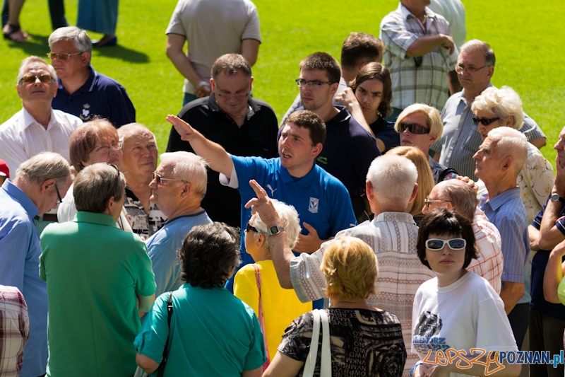 Konsultacje społeczne dotyczące zagospodarowania terenu wokół Stadionu Miejskiego zorganizowane przez Konsorcjum KKS Lech Poznań i Marcelin Management oraz Urząd Miasta Poznania. 4.08.2012 r. Foto: lepszyPOZNAN.pl / Piotr Rychter Konsultacje społeczne dotyczące zagospodarowania terenu wokół Stadionu Miejskiego zorganizowane przez Konsorcjum KKS Lech Poznań i Marcelin Management oraz Urząd Miasta Poznania. 4.08.2012 r. Foto: lepszyPOZNAN.pl / Piotr Rychter