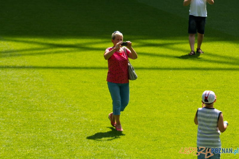 Konsultacje społeczne dotyczące zagospodarowania terenu wokół Stadionu Miejskiego zorganizowane przez Konsorcjum KKS Lech Poznań i Marcelin Management oraz Urząd Miasta Poznania. 4.08.2012 r. Foto: lepszyPOZNAN.pl / Piotr Rychter Konsultacje społeczne dotyczące zagospodarowania terenu wokół Stadionu Miejskiego zorganizowane przez Konsorcjum KKS Lech Poznań i Marcelin Management oraz Urząd Miasta Poznania. 4.08.2012 r. Foto: lepszyPOZNAN.pl / Piotr Rychter