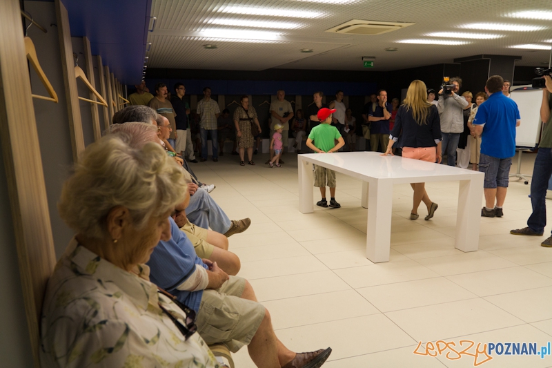 Konsultacje społeczne dotyczące zagospodarowania terenu wokół Stadionu Miejskiego zorganizowane przez Konsorcjum KKS Lech Poznań i Marcelin Management oraz Urząd Miasta Poznania. 4.08.2012 r. Foto: lepszyPOZNAN.pl / Piotr Rychter Konsultacje społeczne dotyczące zagospodarowania terenu wokół Stadionu Miejskiego zorganizowane przez Konsorcjum KKS Lech Poznań i Marcelin Management oraz Urząd Miasta Poznania. 4.08.2012 r. Foto: lepszyPOZNAN.pl / Piotr Rychter