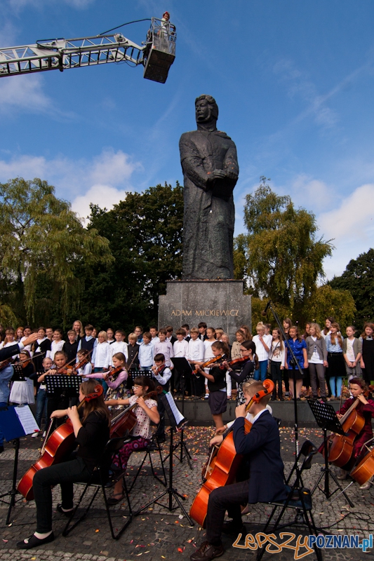 Narodowe czytanie „Pana Tadeusza” - Poznań 08.09.2012 r. Foto: LepszyPOZNAN.pl / Paweł Rychter Narodowe czytanie „Pana Tadeusza” - Poznań 08.09.2012 r. Foto: LepszyPOZNAN.pl / Paweł Rychter