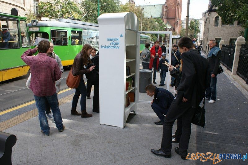 Miejski Regał Książkowy Foto: Michał Janiszewski Miejski Regał Książkowy Foto: Michał Janiszewski