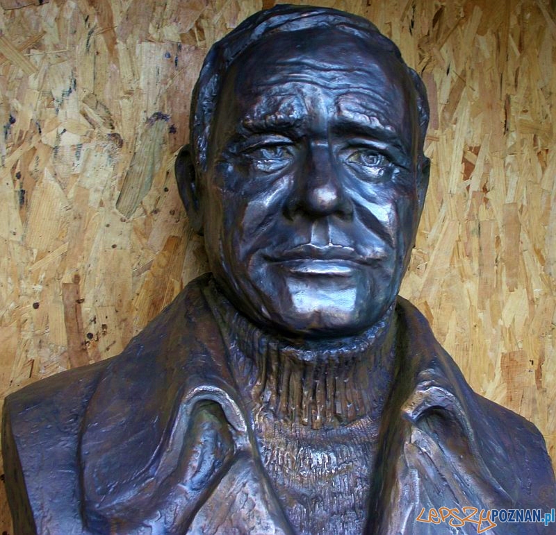 Popiersie Romana Wilmelmiego Foto: Juliusz Podolski Popiersie Romana Wilmelmiego Foto: Juliusz Podolski