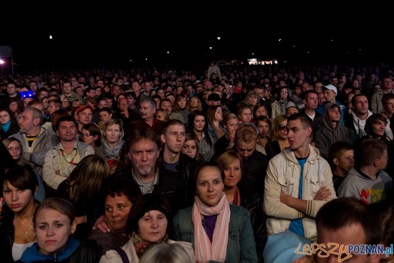 100lecie Warty Poznań. Łęgi Dębińskie. Występ zespołu Blue Cafe Foto: lepszyPOZNAN.pl / Piotr Rychter 100lecie Warty Poznań. Łęgi Dębińskie. Występ zespołu Blue Cafe Foto: lepszyPOZNAN.pl / Piotr Rychter