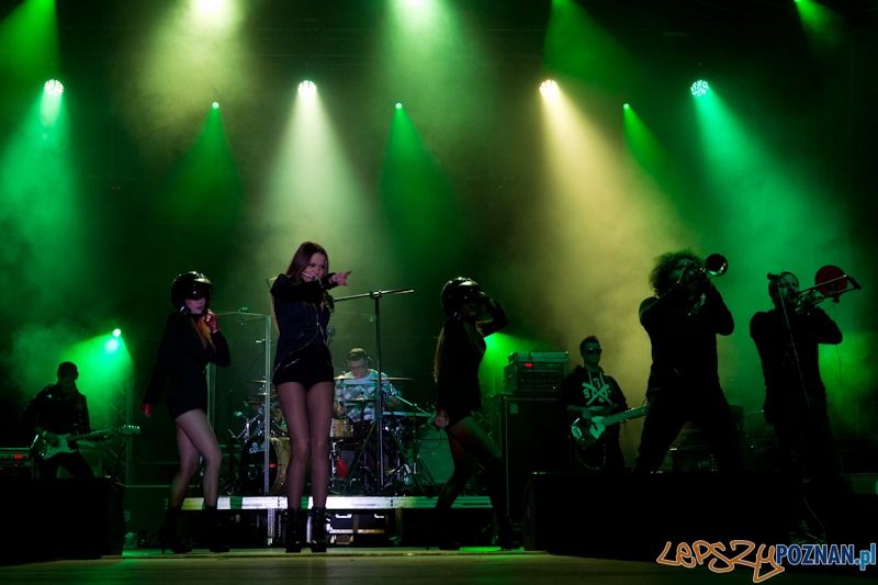 100lecie Warty Poznań. Łęgi Dębińskie. Występ zespołu Blue Cafe - Dominika Gawęda Foto: lepszyPOZNAN.pl / Piotr Rychter 100lecie Warty Poznań. Łęgi Dębińskie. Występ zespołu Blue Cafe - Dominika Gawęda Foto: lepszyPOZNAN.pl / Piotr Rychter