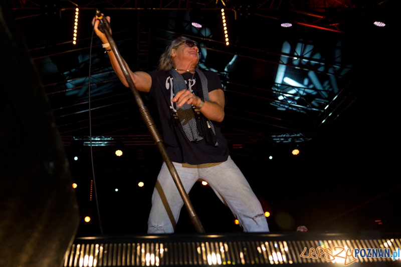 100lecie Warty Poznań. Łęgi Dębińskie. Występ zespołu Perfect. Grzegorz Markowski Foto: lepszyPOZNAN.pl / Piotr Rychter 100lecie Warty Poznań. Łęgi Dębińskie. Występ zespołu Perfect. Grzegorz Markowski Foto: lepszyPOZNAN.pl / Piotr Rychter