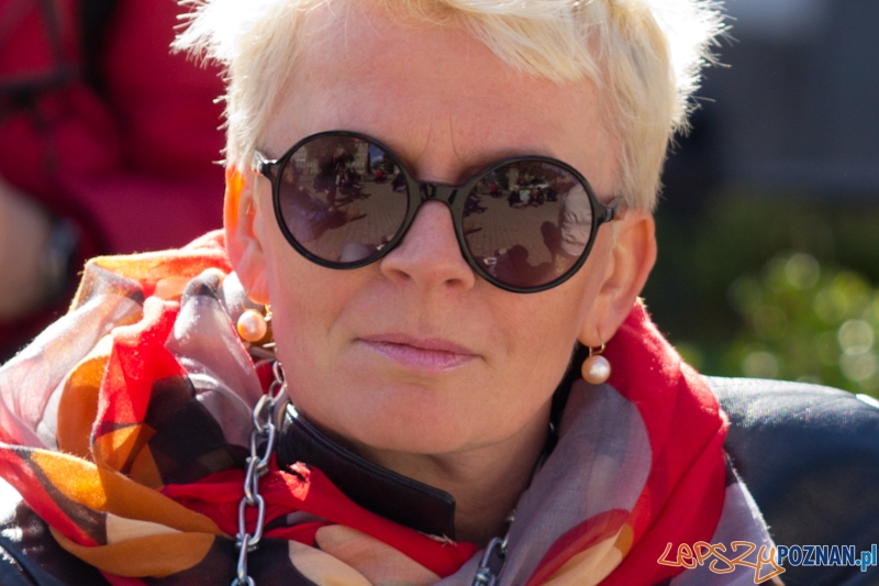 Akcja Zerwijmy łańcuchy - plac Wolności 23.09.2012 r. Foto: lepszyPOZNAN.pl / Piotr Rychter Akcja Zerwijmy łańcuchy - plac Wolności 23.09.2012 r. Foto: lepszyPOZNAN.pl / Piotr Rychter