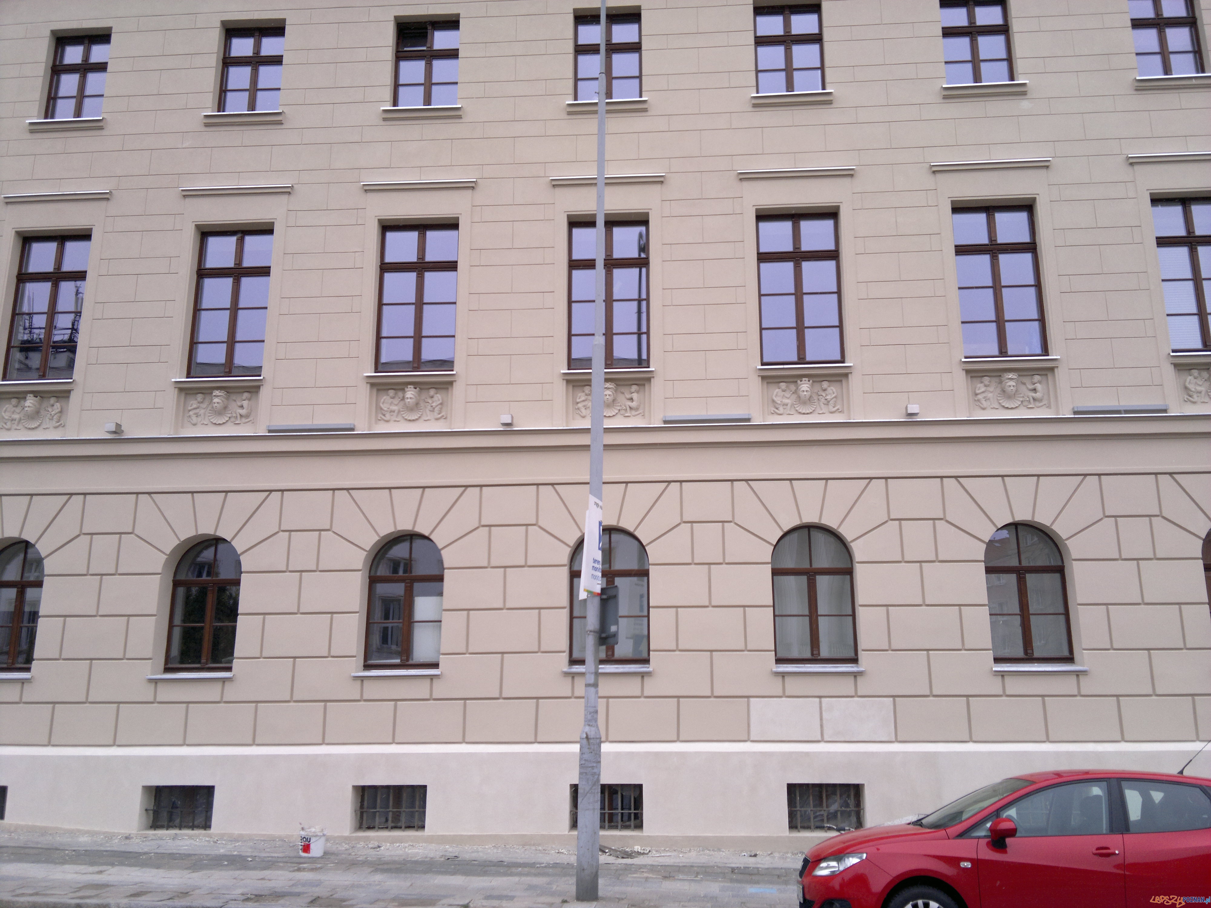 Zakończenie remontu elewacji Uniwersytetu Artystycznego (5) Foto: TD Zakończenie remontu elewacji Uniwersytetu Artystycznego (5) Foto: TD