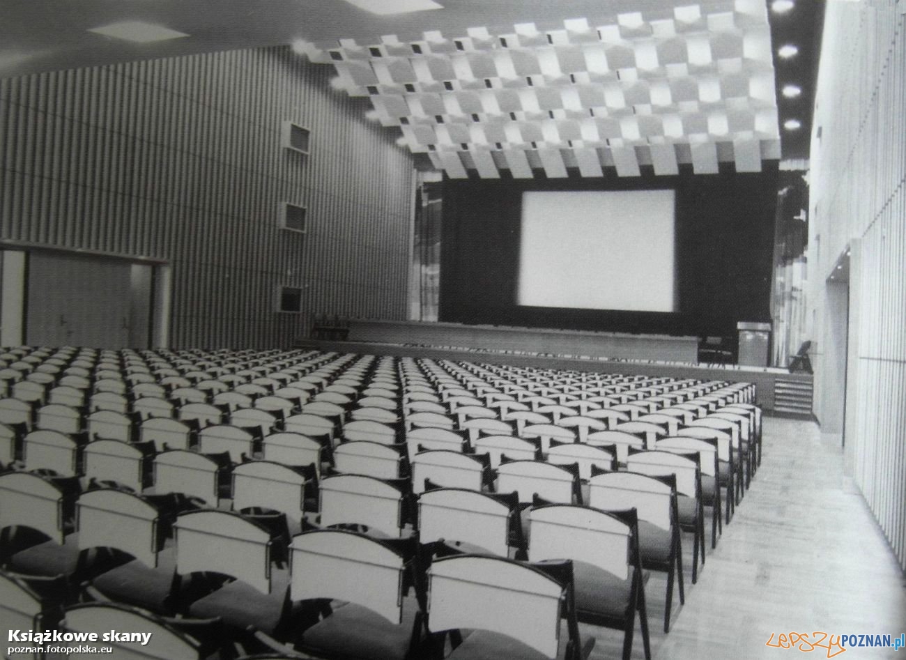 Sala kinowa w Palacu Kultury - CK Zamek, rok 1968 Foto: archiwum CK Zamek Sala kinowa w Palacu Kultury - CK Zamek, rok 1968 Foto: archiwum CK Zamek