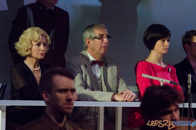 "Dyskretny Urok Burżuazji" - próba do spektaklu Foto: lepszyPOZNAN.pl / Piotr Rychter "Dyskretny Urok Burżuazji" - próba do spektaklu Foto: lepszyPOZNAN.pl / Piotr Rychter