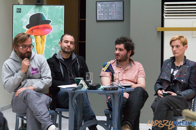 "Dyskretny Urok Burżuazji" - Marcin Liber, Piotr Kruszczyński, Michał Pabian Foto: lepszyPOZNAN.pl / Piotr Rychter "Dyskretny Urok Burżuazji" - Marcin Liber, Piotr Kruszczyński, Michał Pabian Foto: lepszyPOZNAN.pl / Piotr Rychter