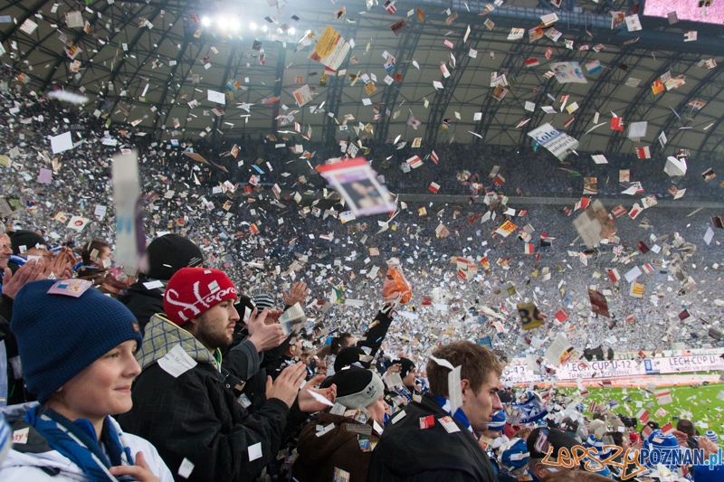 12. kolejka T-Mobile Ekstraklasy - KKS Lech Poznań - Legia Warszawa - efektowna oprawa  Foto: lepszyPOZNAN.pl / Piotr Rychter