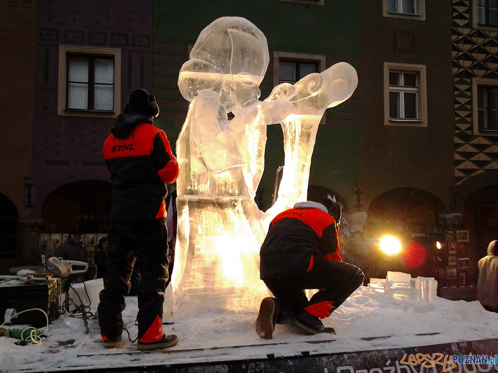 VII Międzynarodowy Festiwal Rzeźby Lodowej - 2 dzień Foto: lepszyPOZNAN.pl / tab VII Międzynarodowy Festiwal Rzeźby Lodowej - 2 dzień Foto: lepszyPOZNAN.pl / tab