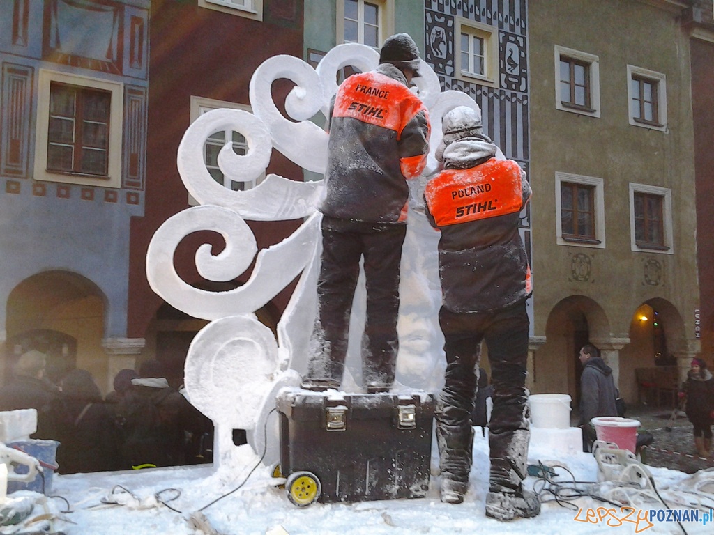 VII Międzynarodowy Festiwal Rzeźby Lodowej - 2 dzień Foto: lepszyPOZNAN.pl / tab VII Międzynarodowy Festiwal Rzeźby Lodowej - 2 dzień Foto: lepszyPOZNAN.pl / tab