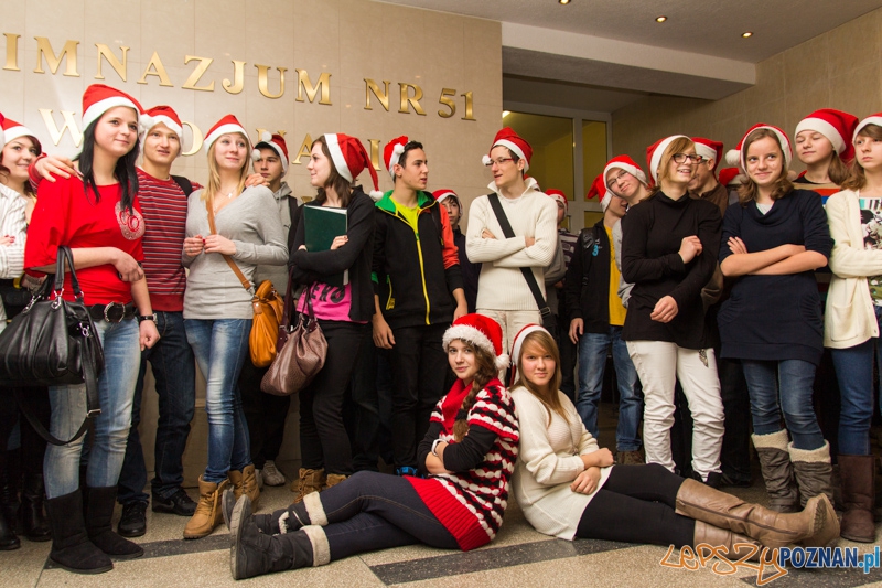 Mikołajki w Gimnazjum nr 51 w Poznaniu Foto: lepszyPOZNAN.pl / Piotr Rychter Mikołajki w Gimnazjum nr 51 w Poznaniu Foto: lepszyPOZNAN.pl / Piotr Rychter