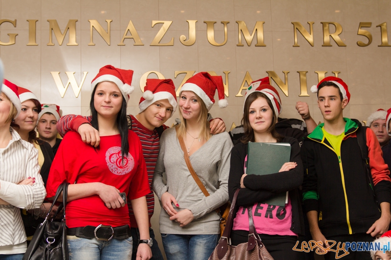 Mikołajki w Gimnazjum nr 51 w Poznaniu Foto: lepszyPOZNAN.pl / Piotr Rychter Mikołajki w Gimnazjum nr 51 w Poznaniu Foto: lepszyPOZNAN.pl / Piotr Rychter