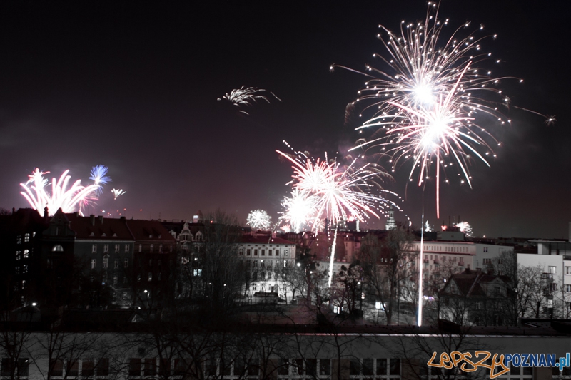 Sylwester 2012 - wybuchy nad Poznaniem - 01.01.2013 Foto: LepszyPOZNAN.pl / Paweł Rychter Sylwester 2012 - wybuchy nad Poznaniem - 01.01.2013 Foto: LepszyPOZNAN.pl / Paweł Rychter