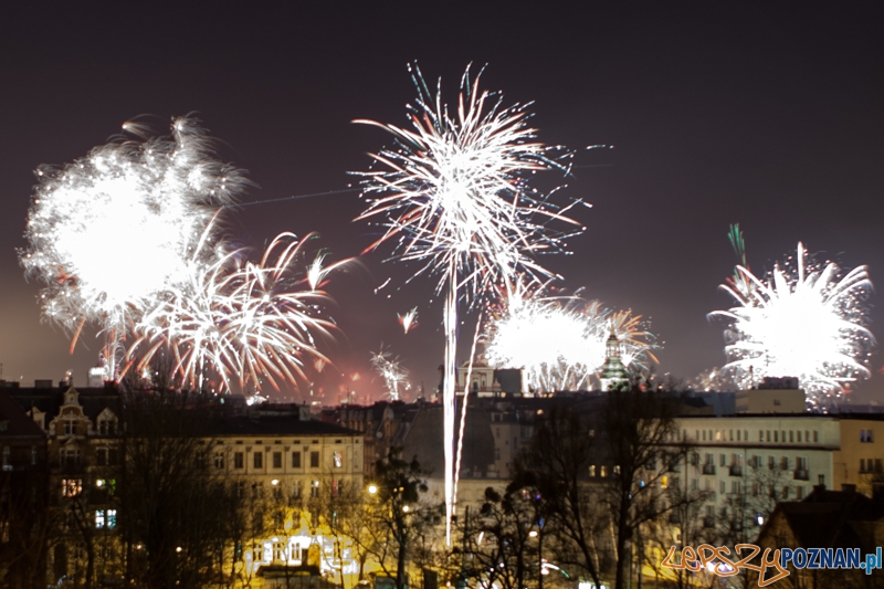 Sylwester 2012 - wybuchy nad Poznaniem - 01.01.2013 Foto: LepszyPOZNAN.pl / Paweł Rychter Sylwester 2012 - wybuchy nad Poznaniem - 01.01.2013 Foto: LepszyPOZNAN.pl / Paweł Rychter
