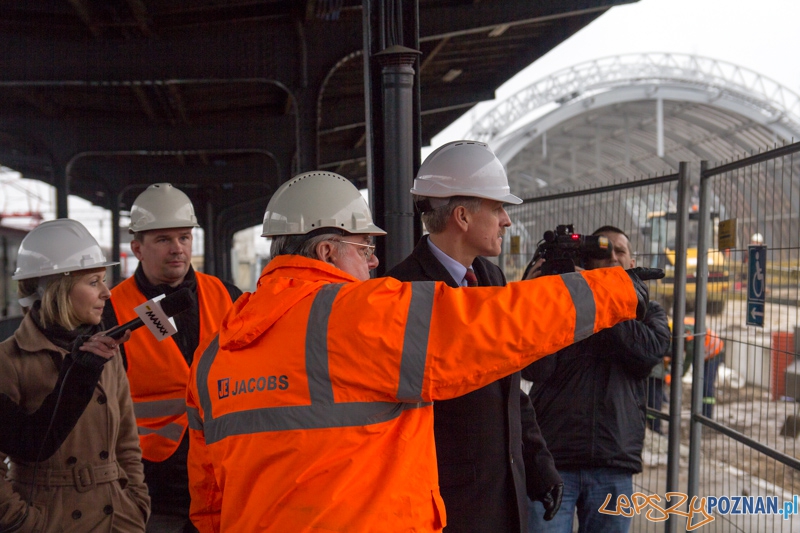 Gospodarska wizyta na poznańskich inwestycjach - budowa PST przy Dworcu Głównym Foto: lepszyPOZNAN.pl / Piotr Rychter Gospodarska wizyta na poznańskich inwestycjach - budowa PST przy Dworcu Głównym Foto: lepszyPOZNAN.pl / Piotr Rychter