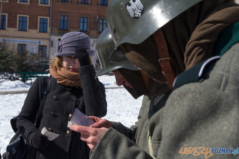 Gra miejska "Zakonspiruj Poznań" Foto: lepszyPOZNAN.pl / Piotr Rychter Gra miejska "Zakonspiruj Poznań" Foto: lepszyPOZNAN.pl / Piotr Rychter