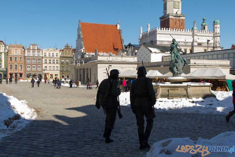 Gra miejska "Zakonspiruj Poznań" Foto: lepszyPOZNAN.pl / Piotr Rychter Gra miejska "Zakonspiruj Poznań" Foto: lepszyPOZNAN.pl / Piotr Rychter