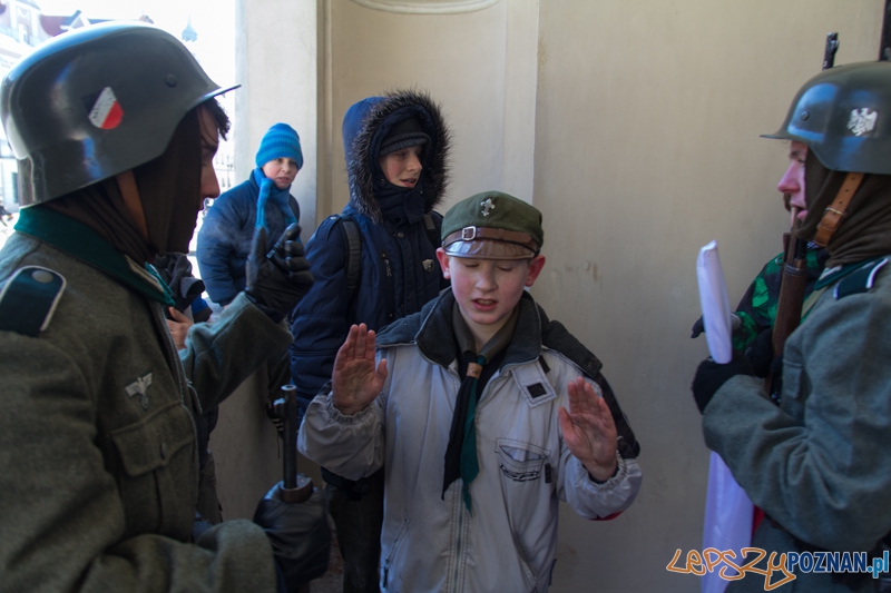 Gra miejska "Zakonspiruj Poznań" Foto: lepszyPOZNAN.pl / Piotr Rychter Gra miejska "Zakonspiruj Poznań" Foto: lepszyPOZNAN.pl / Piotr Rychter