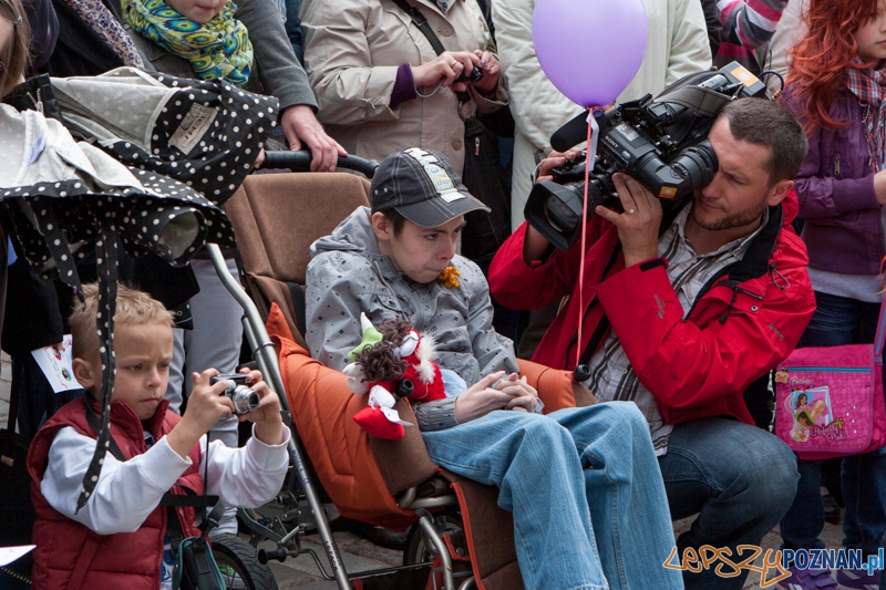 Dzień rudych warkoczy w Poznaniu - 20.04.2013 r. Foto: LepszyPOZNAN.pl / Paweł Rychter Dzień rudych warkoczy w Poznaniu - 20.04.2013 r. Foto: LepszyPOZNAN.pl / Paweł Rychter
