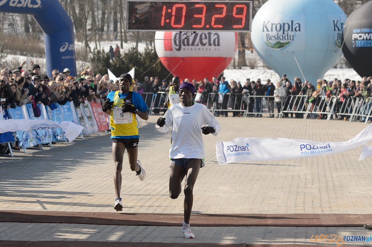 Zwyciezca 6 Półmaratonu Martin Muia Mukule z Kenii Foto: Jakub Kaczmarczyk Zwyciezca 6 Półmaratonu Martin Muia Mukule z Kenii Foto: Jakub Kaczmarczyk