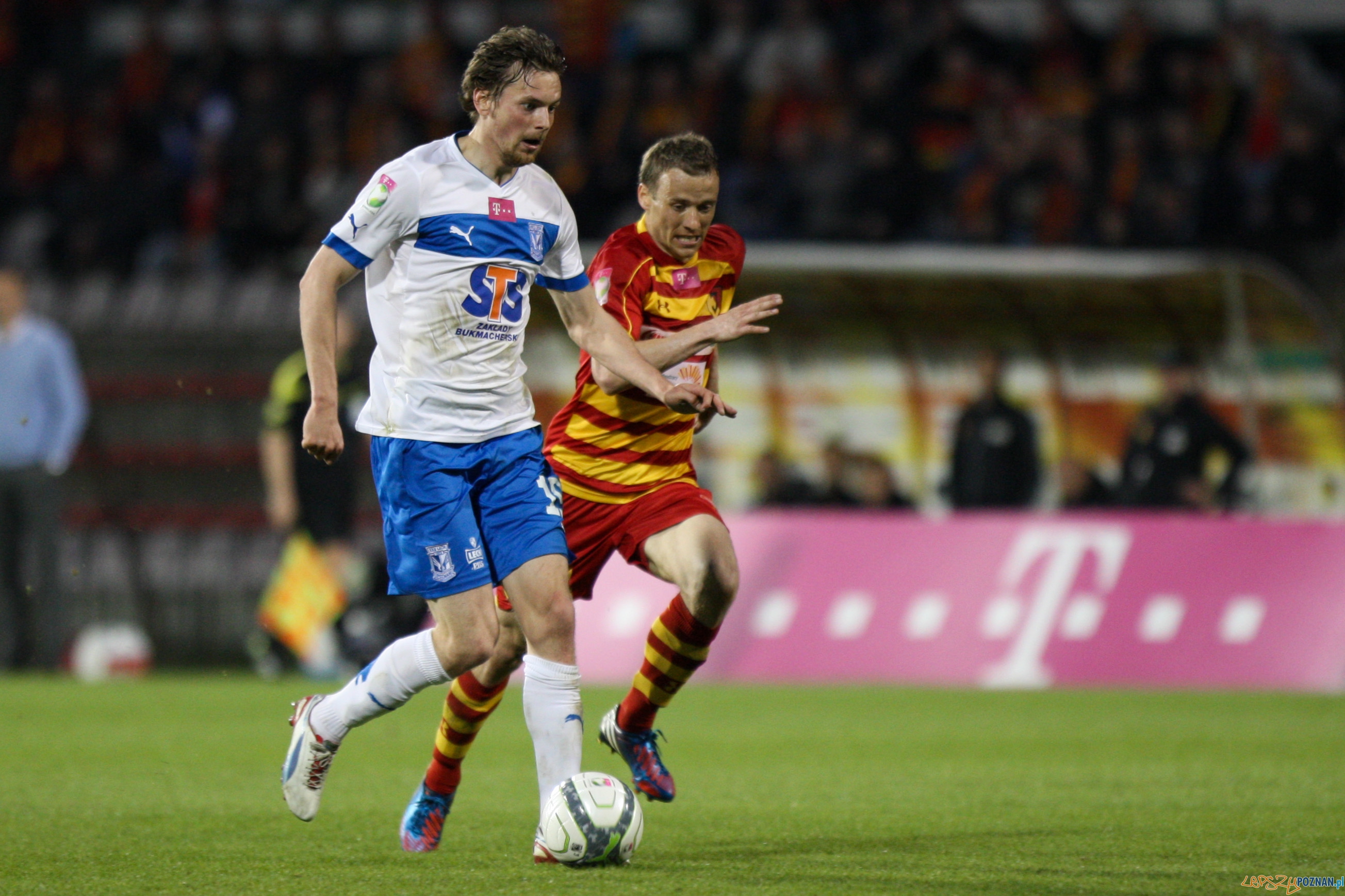 Lech wygrywa z Jagiellonią Białystok 0:1 - Foto: x-news Lech wygrywa z Jagiellonią Białystok 0:1 - Foto: x-news