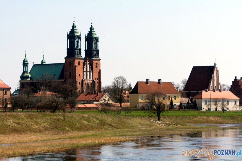 Przybywa wody w Warcie - 22.04.2013 Foto: lepszyPOZNAN.pl / Piotr Rychter Przybywa wody w Warcie - 22.04.2013 Foto: lepszyPOZNAN.pl / Piotr Rychter