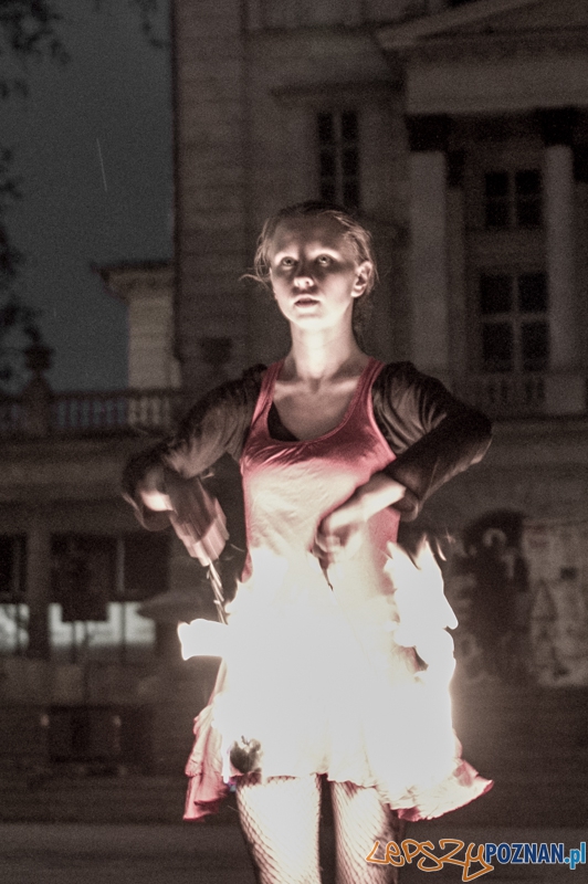 Artenalia Fire Show - Poznań 12.05.2013 r. Foto: LepszyPOZNAN.pl / Paweł Rychter Artenalia Fire Show - Poznań 12.05.2013 r. Foto: LepszyPOZNAN.pl / Paweł Rychter