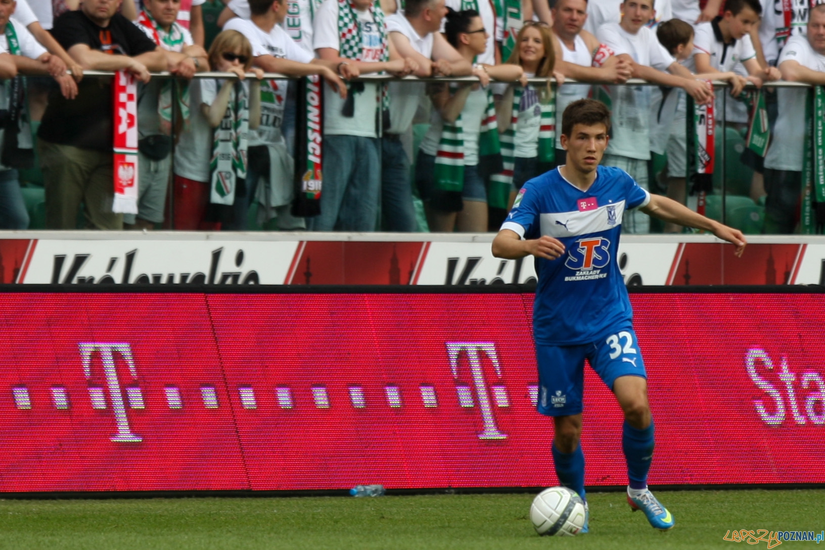 Legia odskoczyła Lechowi Foto: x-news Legia odskoczyła Lechowi Foto: x-news