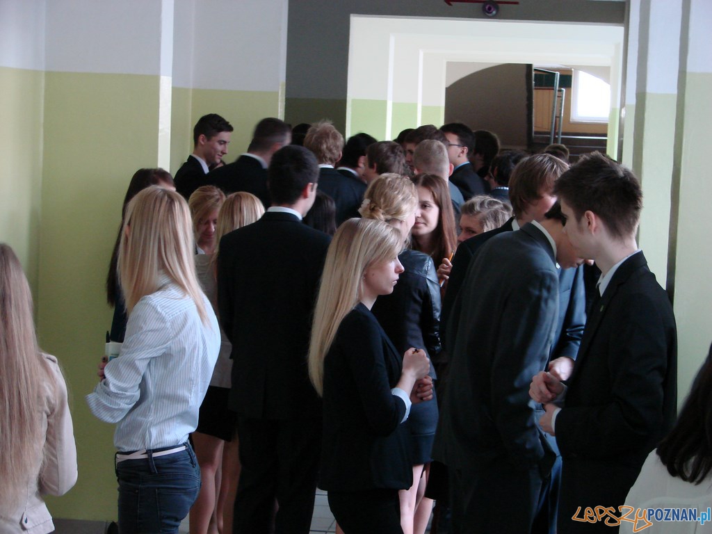 Matura 2013 w XVII LO w Poznaniu Foto: lepszyPOZNAN.pl / ag Matura 2013 w XVII LO w Poznaniu Foto: lepszyPOZNAN.pl / ag