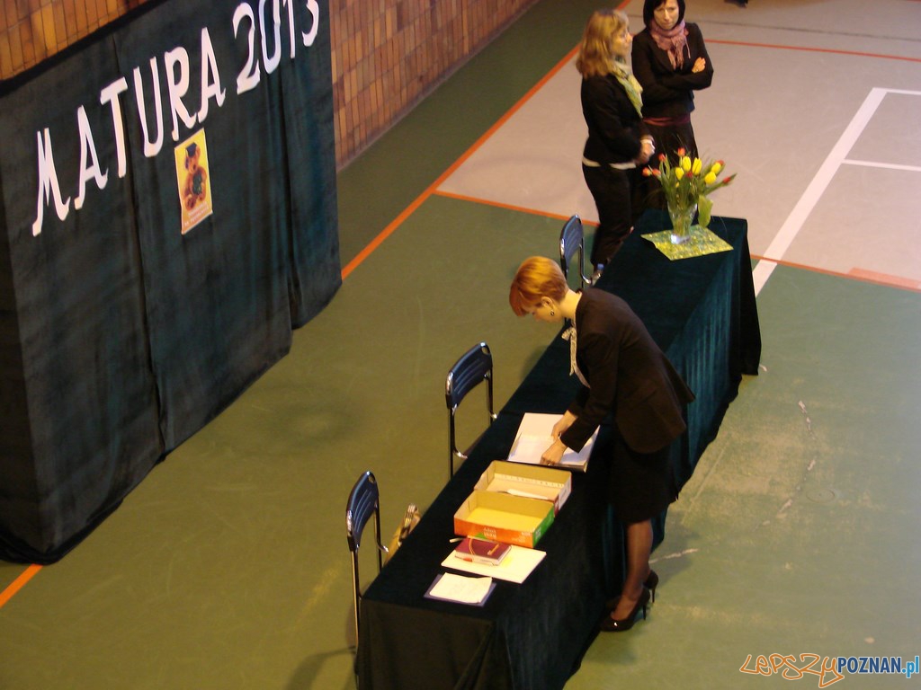 Matura 2013 w XVII LO w Poznaniu Foto: lepszyPOZNAN.pl / ag Matura 2013 w XVII LO w Poznaniu Foto: lepszyPOZNAN.pl / ag