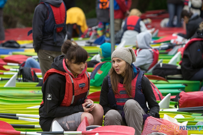 Kajakowa masa krytyczna - przed startem Foto: lepszyPOZNAN.pl / Piotr Rychter Kajakowa masa krytyczna - przed startem Foto: lepszyPOZNAN.pl / Piotr Rychter