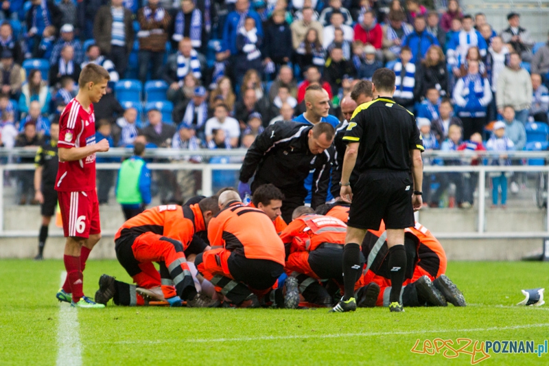 28. kolejka T-Mobile Ekstraklasy - Lech Poznań - Podbeskidzie Bielsko-Biała (25.05.2013 r.) - Karol Linetty ucierpiał w starciu z Richardem Zajacem Foto: lepszyPOZNAN.pl / Piotr Rychter 28. kolejka T-Mobile Ekstraklasy - Lech Poznań - Podbeskidzie Bielsko-Biała (25.05.2013 r.) - Karol Linetty ucierpiał w starciu z Richardem Zajacem Foto: lepszyPOZNAN.pl / Piotr Rychter