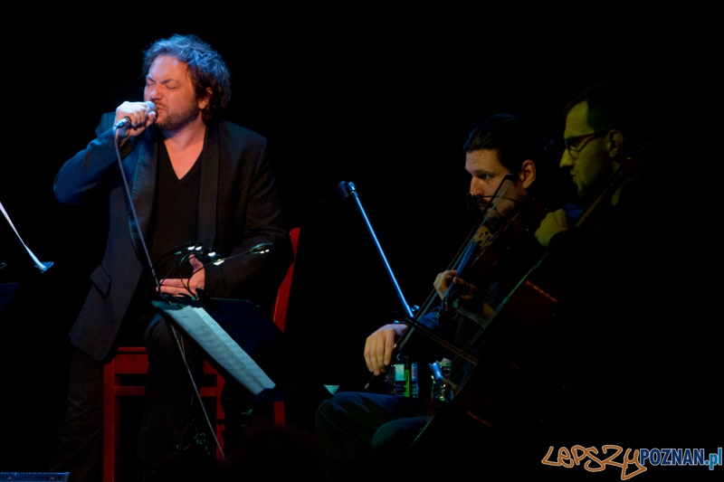 Mietek Szcześniak oraz Atom String Quartet - Blue Note - 12.05.2013 r. Foto: lepszyPOZNAN.pl / Piotr Rychter Mietek Szcześniak oraz Atom String Quartet - Blue Note - 12.05.2013 r. Foto: lepszyPOZNAN.pl / Piotr Rychter