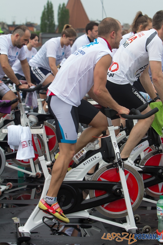 Race Under The Sky - Dach Kupca poznańskiego 11.05.2013 r. Foto: lepszyPOZNAN.pl / Piotr Rychter Race Under The Sky - Dach Kupca poznańskiego 11.05.2013 r. Foto: lepszyPOZNAN.pl / Piotr Rychter