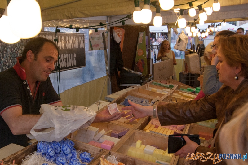Jarmark francuski na Starym Rynku - Poznań 01.06.2013 r. Foto: LepszyPOZNAN.pl / Paweł Rychter Jarmark francuski na Starym Rynku - Poznań 01.06.2013 r. Foto: LepszyPOZNAN.pl / Paweł Rychter