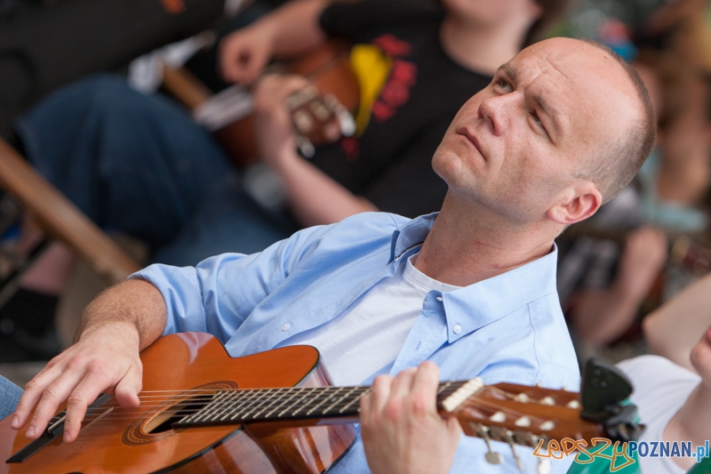 Gitarowy zawrót głowy w Komornikach - 08.06.2013 r. Foto: LepszyPOZNAN.pl / Paweł Rychter Gitarowy zawrót głowy w Komornikach - 08.06.2013 r. Foto: LepszyPOZNAN.pl / Paweł Rychter