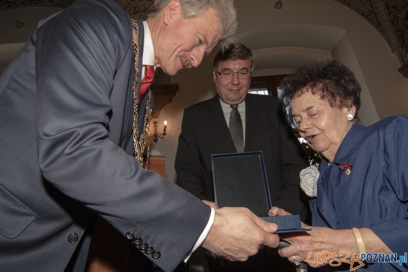 Uroczysta sesja Rady Miasta Poznania - 29.06.2013 r. Foto: LepszyPOZNAN.pl / Paweł Rychter Uroczysta sesja Rady Miasta Poznania - 29.06.2013 r. Foto: LepszyPOZNAN.pl / Paweł Rychter