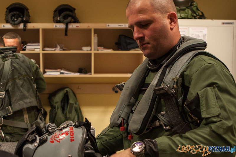 Wylot 6. Eskadry Lotniczej na ćwiczenia Nato w Norwegii - Krzesiny 15.06.2013 r. Foto: LepszyPOZNAN.pl / Paweł Rychter Wylot 6. Eskadry Lotniczej na ćwiczenia Nato w Norwegii - Krzesiny 15.06.2013 r. Foto: LepszyPOZNAN.pl / Paweł Rychter