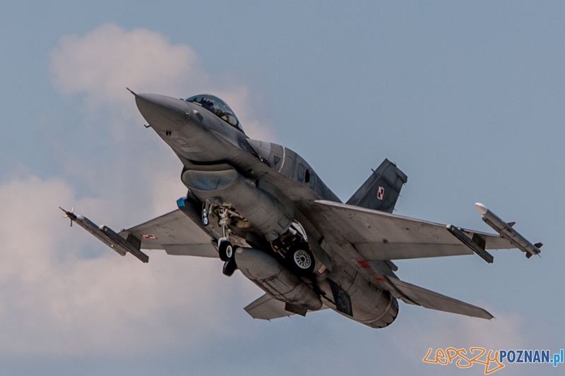 Wylot 6. Eskadry Lotniczej na ćwiczenia Nato w Norwegii - Krzesiny 15.06.2013 r. Foto: LepszyPOZNAN.pl / Paweł Rychter Wylot 6. Eskadry Lotniczej na ćwiczenia Nato w Norwegii - Krzesiny 15.06.2013 r. Foto: LepszyPOZNAN.pl / Paweł Rychter