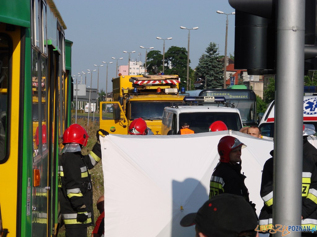 Śmiertelne potrącenie kobiety na Warszawskiej Foto: lepszyPOZNAN.pl / ag Śmiertelne potrącenie kobiety na Warszawskiej Foto: lepszyPOZNAN.pl / ag